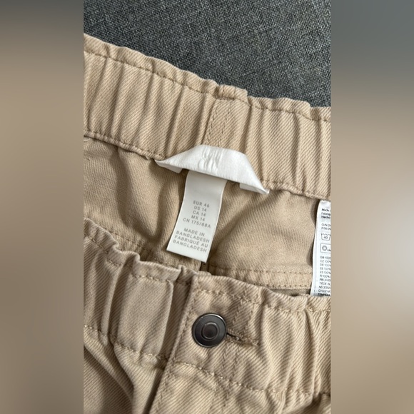 H&M Paperbag Waist Mom Jeans Barrel leg size 14 Khaki Denim - Picture 5 of 5